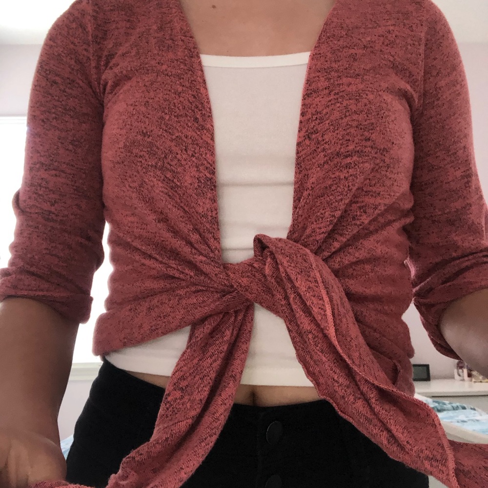 🦋 2/$15 NWOT Beautees Salmon Cardigan